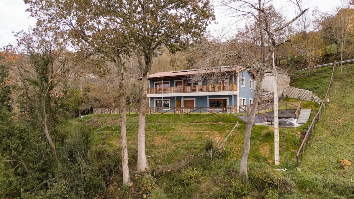 Apartamentos Montes Vindios Cangas de Onis Exterior photo